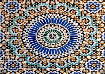 透過我們從丹吉爾出發的14日摩洛哥之旅,探索摩洛哥建築之美。